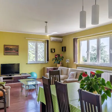 Kate-3 By Interhome *